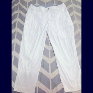 Athleta Trekkie Hiking Crop Pant